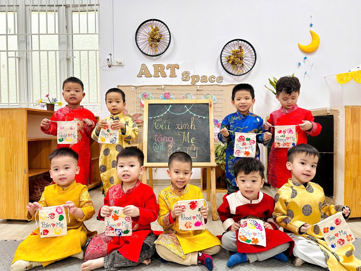 D:\Bài truyền thông C2\anh\8.3\z6378855327595_4be2461c7794828478984220b5440bb5.jpg