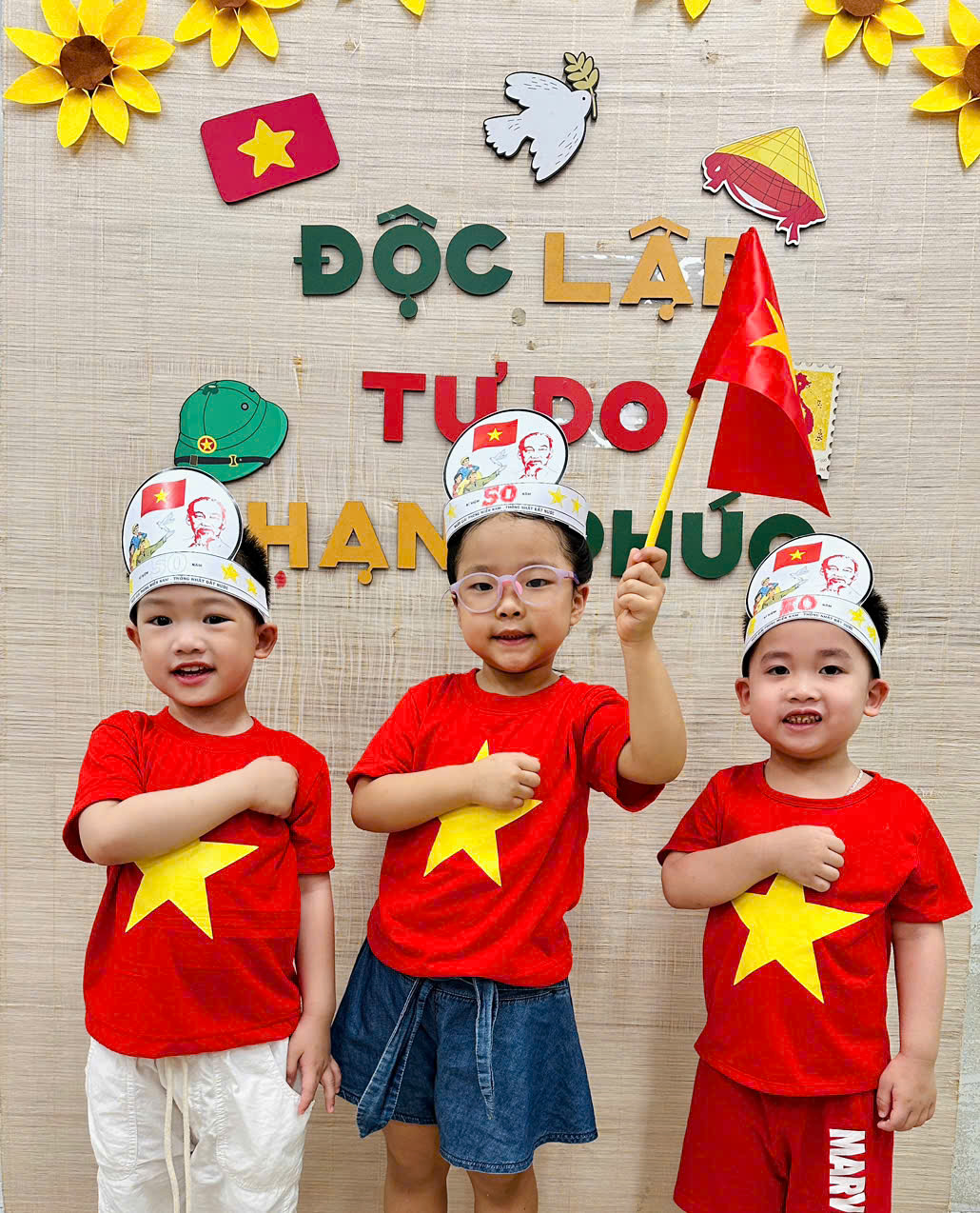 D:\Bài truyền thông C2\30.4\ảnh\z6527130967632_72bcc35864b7e30800ff874a093b6f1a.jpg