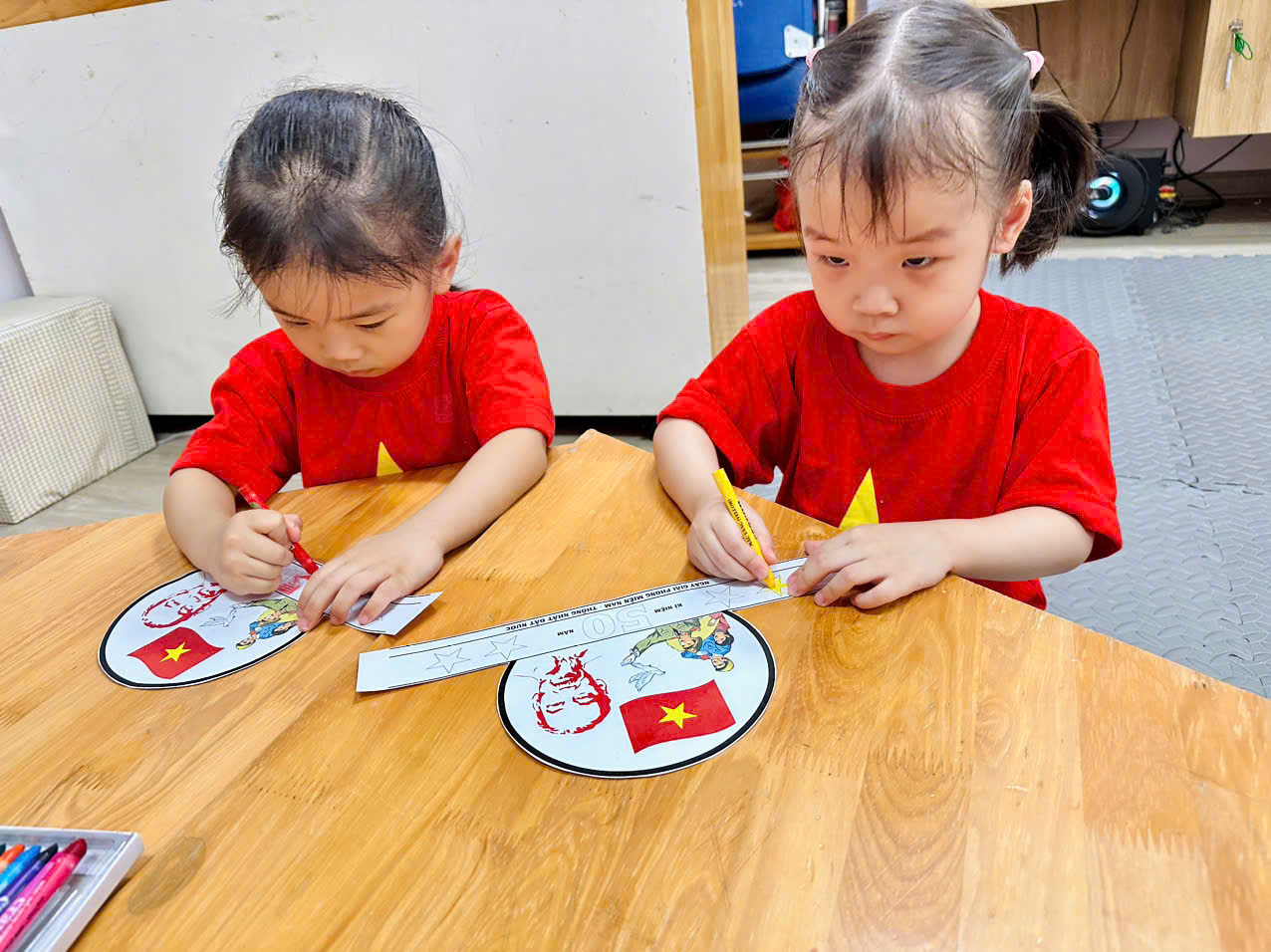 D:\Bài truyền thông C2\30.4\ảnh\z6527123025125_c4de05bb9d55bbd8d79b240505d61684.jpg