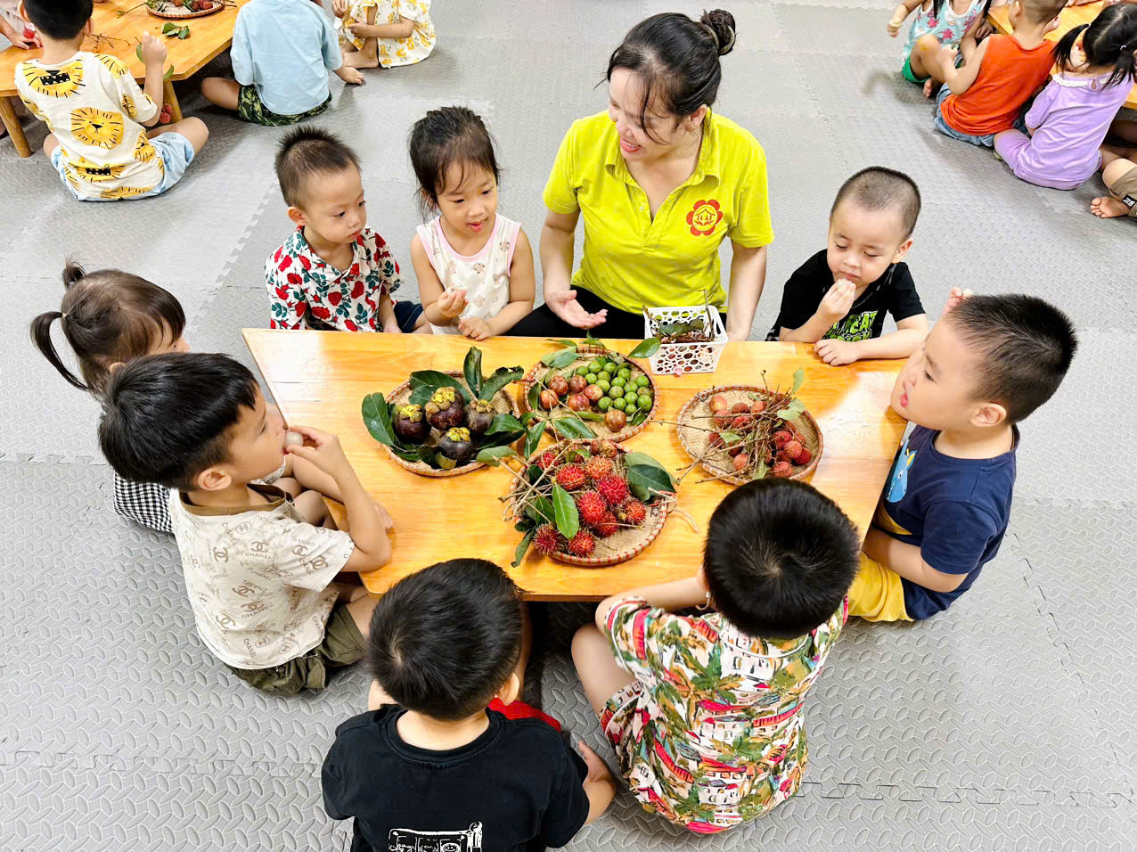 D:\Bài truyền thông C2\Hương vị mùa hè\z6809646198302_1e6978dcb7ccff5e9b4bb01e22a5b88e.jpg